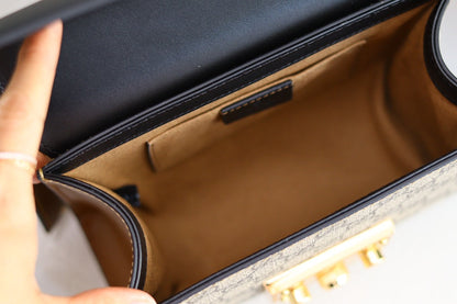 Serenityll™ 100042 Luxury Bag 20 x 9 x 14cm